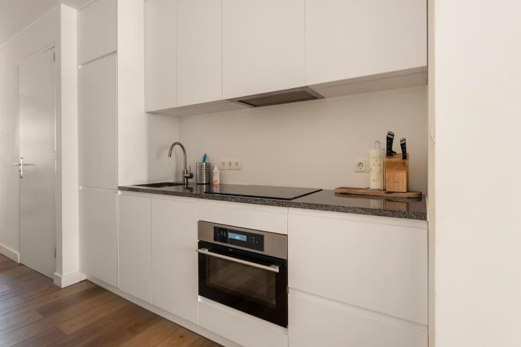 Stylish Apartments In The Heart Of Breda City Center Екстериор снимка