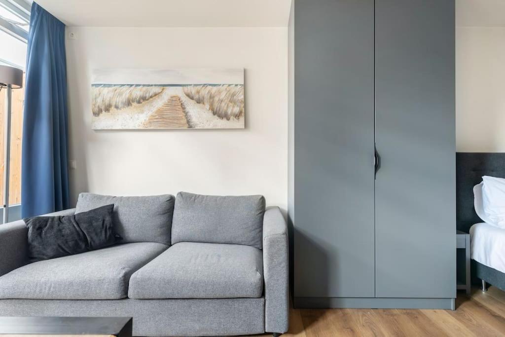 Stylish Apartments In The Heart Of Breda City Center Стая снимка