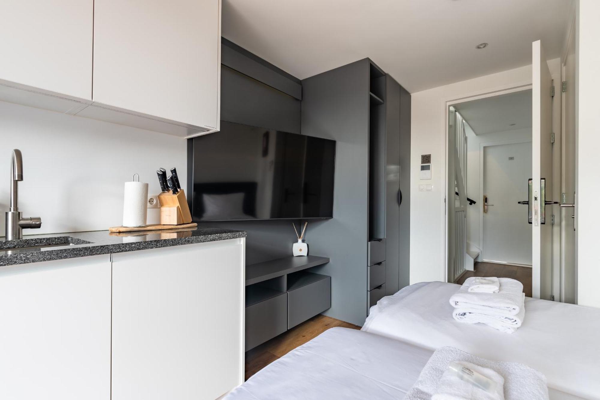 Stylish Apartments In The Heart Of Breda City Center Стая снимка